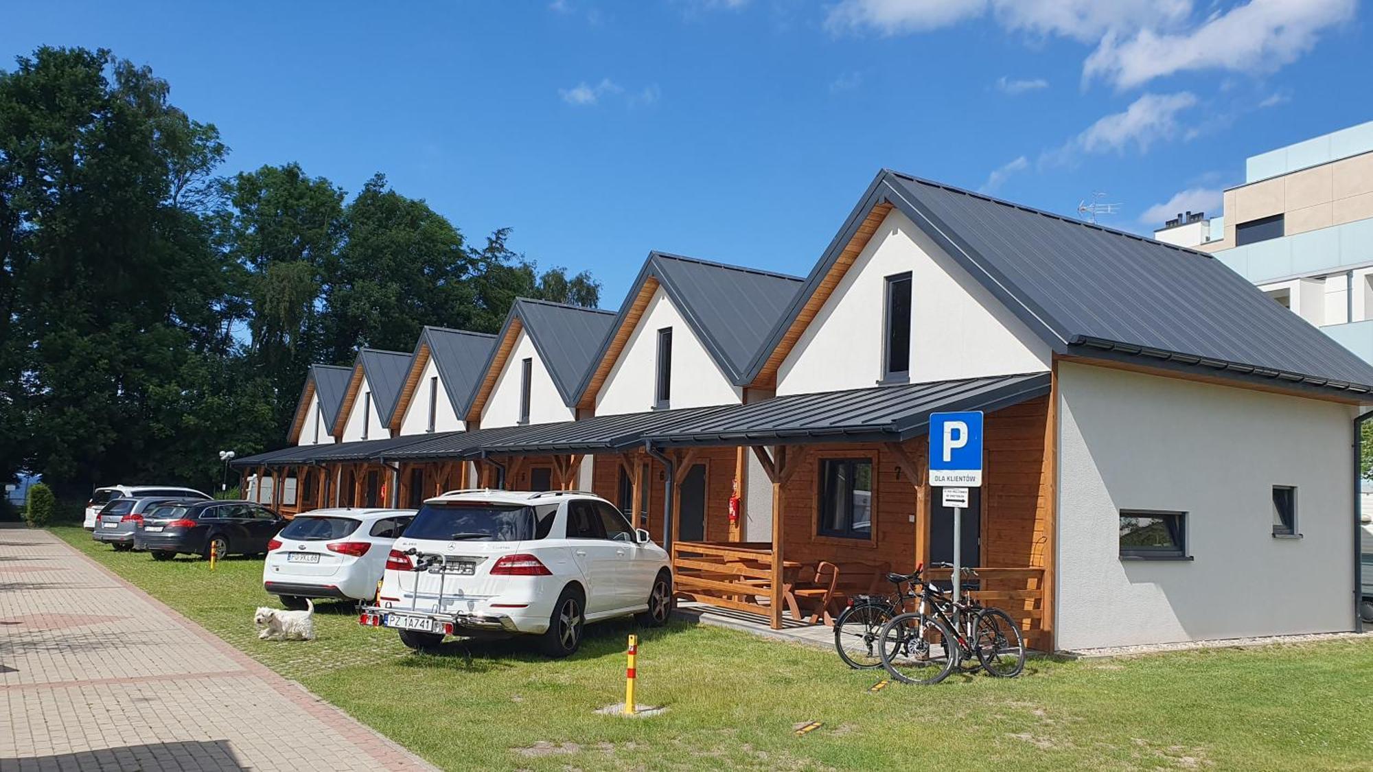 Camping Klif-Nowe Klimatyzowane Domki, 400M Od Centrum Rewala, 30M Od Morza Trzęsacz Exterior foto